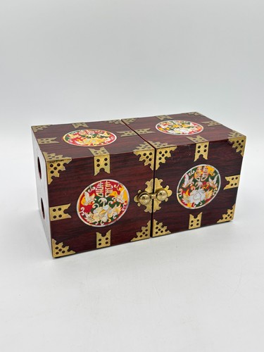 Elegante schmuckbox aus - elegante,