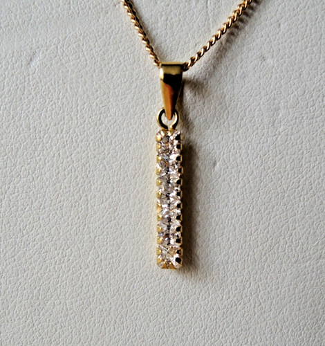 Eleganter kettenanhänger mit - kettenanhänger,