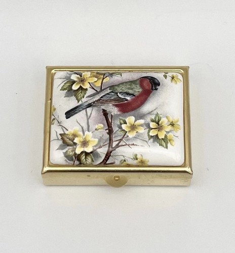 Pillendose vogel auf - vogel, zweig
